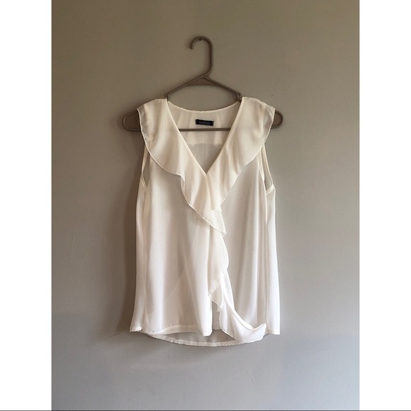 Boohoo Tops - Women’s Boohoo sheer blouse